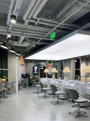 -变画·发型STUDIO