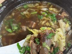 -闫家驴肉老店(华电一校店)