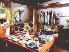 -良友书坊(安徽路店)