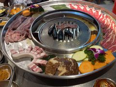 -哈哈碳都·牛肋条无限自助烤肉(台江万达店)