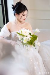 点击看大图 -GODDESS WHITE婚纱礼服(鹏城动力大厦店)