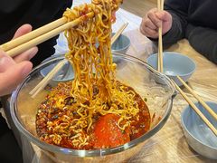 -凤凰路何眼镜香辣蟹(花果园店)