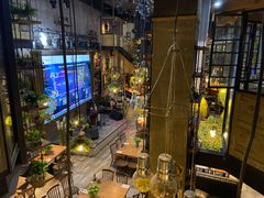 -临界音乐酒馆·小龙虾·江湖菜(华熙LIVE·鱼洞店)