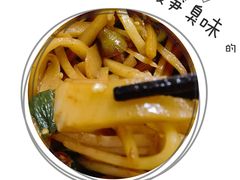 -牛八宝桂林米粉(八里庄店)