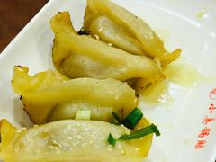 -小姜锅贴(凤凰街店)
