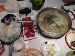 -花田里捞牛火锅(天润店)