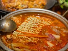 泡菜肥牛部队锅-春熙台韩国料理·章鱼肥牛(西丽店)