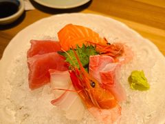 刺身拼盘（中）-初居食屋日式料理(万象城购物中心店)