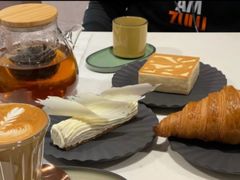-潮一不贰·法式甜品·生日蛋糕·西式简餐(外滩店)
