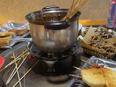 -小山羊功夫串·泰安烧烤·海鲜小炒老地摊店