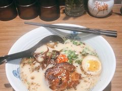 博多拉面-雷神拉面(财富中心玉米楼店)