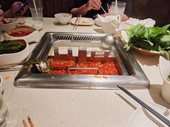 -海底捞火锅鲜切牛肉主题店(长寿路店)