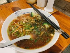 老干妈笋干面-囿面传统制面馆(中央路店)