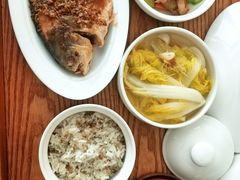 -雪梅月子中心(华侨城店)