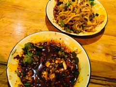 -拈签一笑黄牛肉辣卤串串