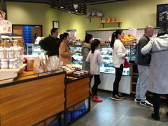 -皇冠幸福里动物奶油生日蛋糕(万达店)