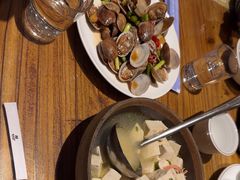 -泉畔人家·老济南经典鲁菜(大明湖店)