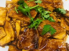 -东北四季饺子王(华山路店)