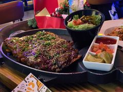 蜜汁猪排-Famous肥猫墨西哥音乐餐吧(五棵松华熙LIVE店)