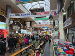 -西归浦每天偶来市场