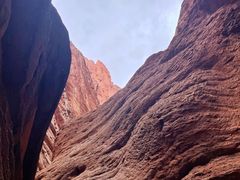 -天山神秘大峡谷