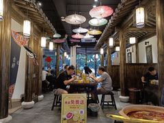 -聚汇三少·龙虾·中餐厅(莫邪路新天地店)