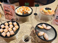 -咖啡苑自助餐厅·中国大饭店