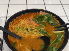 -肥汁米蘭香港米线(长宁来福士店)