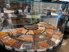 -Laderach 莱德拉(上海环贸iapm店)