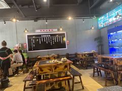 大堂-石锅苗苗鱼(武汉首店)