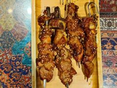 -乡村馕坑肉·烧烤·新疆菜·本地人更爱吃(阿勒泰首店)