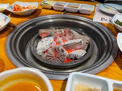 -唯成•韩国炭火烤肉 유성고기