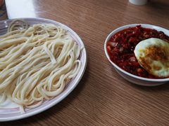 -歹歹的加个面过油肉拌面