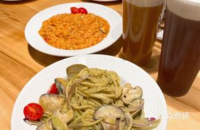 Pesto Clam Pasta