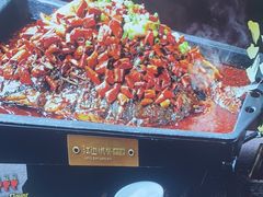 -江边城外烤全鱼(世茂广场店)