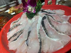 嫩滑乌鱼片-黄家码头老火锅(解放碑旗舰店)