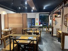 大堂-食鸡公社辣子鸡·潍坊菜·烧烤