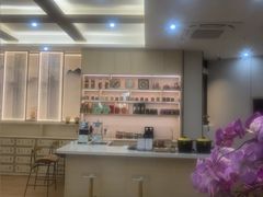 -艾博士·经络·推拿·正骨(湖景花园店)