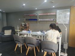 店内环境-丫丫NAIL日式自助美甲美睫沙龙