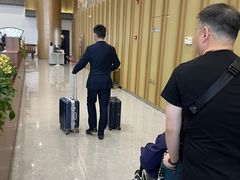 -南京南站高铁商务座休息室