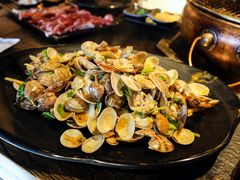 white小晴-百味源炭火烤翅 ·夜市大排档(酒仙桥店)