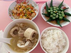 -姆爱自营月嫂(松江店)