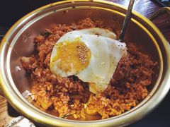 辣白菜炒饭-原始泥炉烤肉(总店)