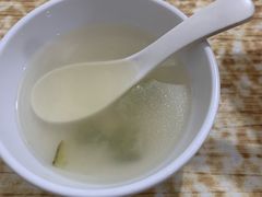 -粤味轩快餐店(天下第一泉店)