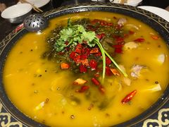 -符缸酸菜鸡(华阳店)
