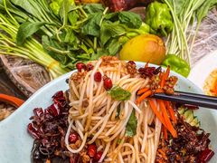 -缘生态云南菜·野生菌庭院餐厅(华侨城店)