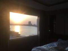 -曼谷湄南河畔华美达广场酒店
