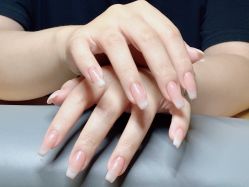 -UGIRL有个美甲