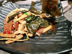 辣卤素拼-嘎嘎鸭脑壳(蜀汉路店)