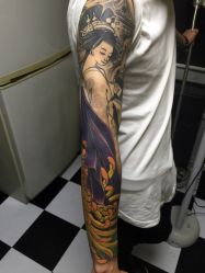 -Black Tattoo Studio